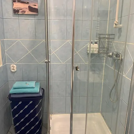 Apartament Z Ogrodem Lägenhet *